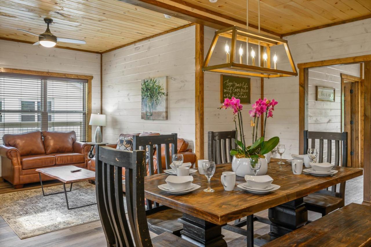 Osprey Nest Cottage Modern New Cabin Pigeon Forge Exterior foto