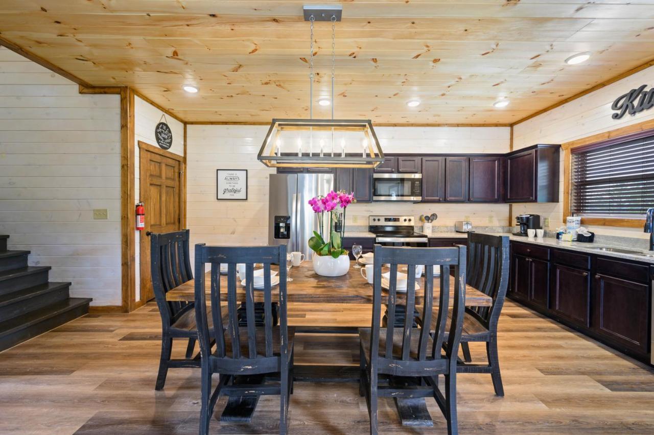 Osprey Nest Cottage Modern New Cabin Pigeon Forge Exterior foto