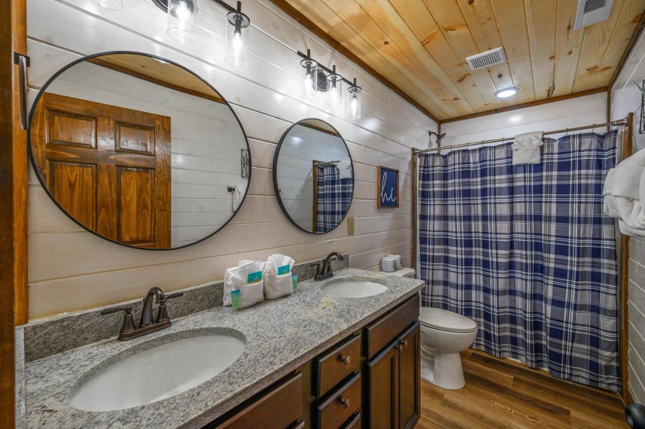 Osprey Nest Cottage Modern New Cabin Pigeon Forge Exterior foto