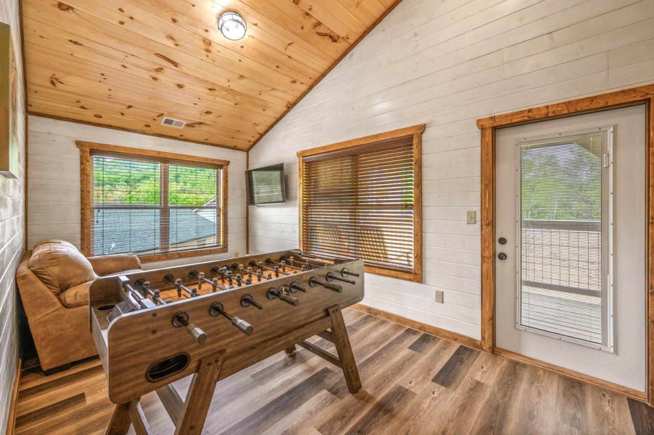 Osprey Nest Cottage Modern New Cabin Pigeon Forge Exterior foto