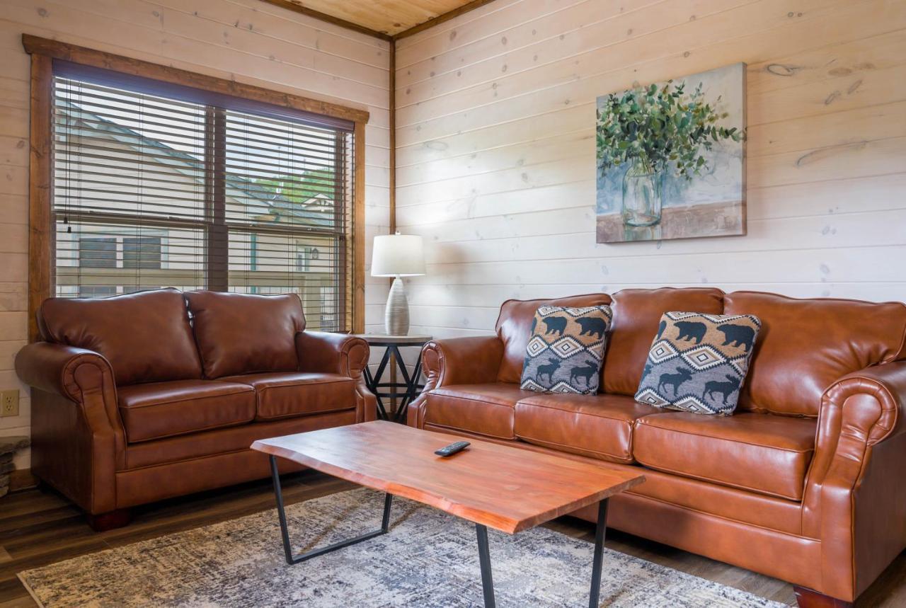 Osprey Nest Cottage Modern New Cabin Pigeon Forge Exterior foto
